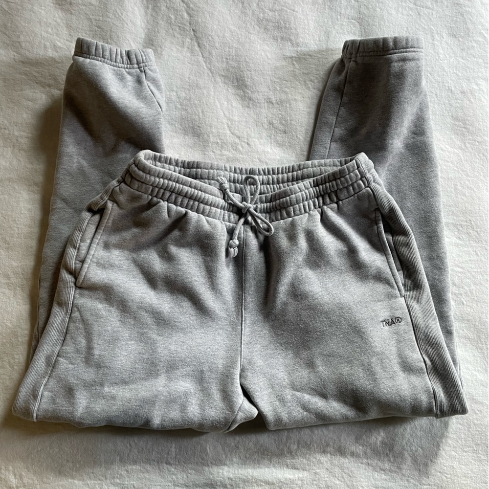 Aritzia TNA cozy fleece boyfriend sweatpant